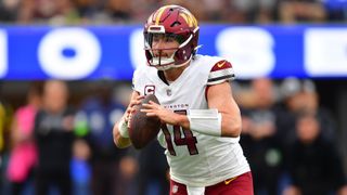 3 Veteran QBs Steelers Could Trade For (NFL). Photo by Gary A. Vasquez-USA TODAY Sports