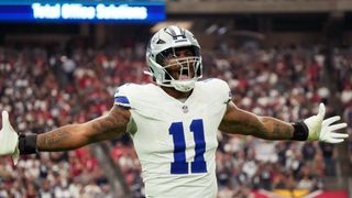 How Much Will Micah Parsons' Next Contract Be Worth? (NFL). Photo by Joe Rondone/The Republic / USA TODAY NETWORK / USA TODAY NETWORK