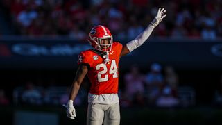 Mocking The Mock Draft: Best And Worst Picks Of Sanchez 2.0 (2025 NFL Draft). Photo by Dale Zanine-Imagn Images