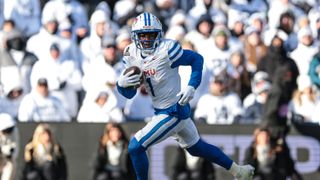 Washington Commanders 7-Round NFL Mock Draft: April (2025 NFL Draft). Photo by Vincent Carchietta-Imagn Images
