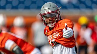 Senior Bowl Game: 5 Players Who Can Raise NFL Draft Stock (Senior Bowl). Photo by Vasha Hunt-Imagn Images