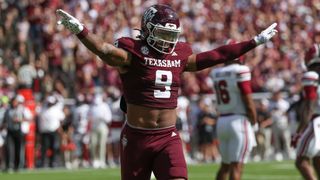 Cashius Howell Interview: How Breakout Season Happened (Interviews). Photo by Troy Taormina-Imagn Images